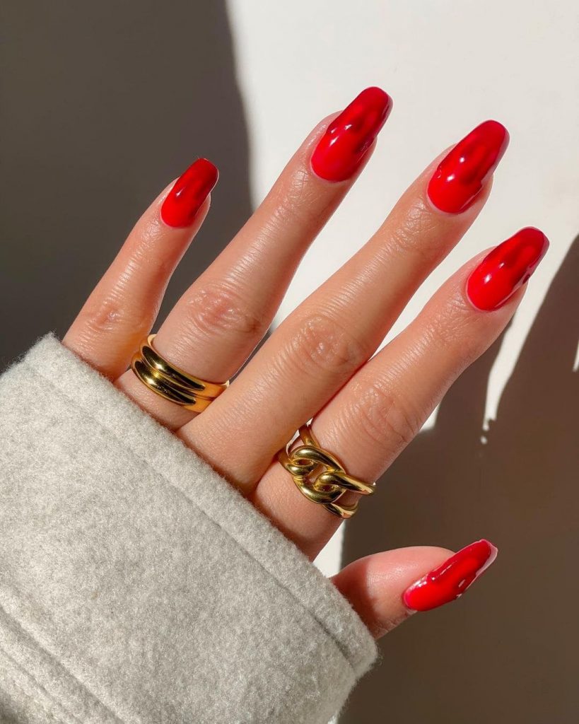These Vibrant Red Halloween look nails are perfect for Chritmas nail color inspo