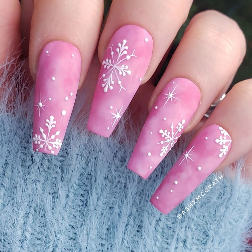 This design will be perfect for pink lovers.
