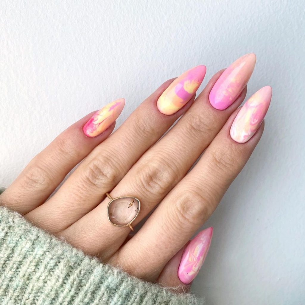 Amazing Almond Nail Design Ideas