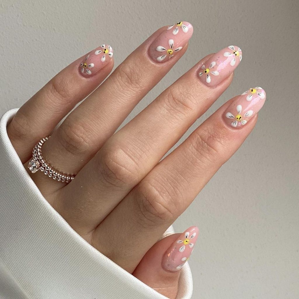 Bee Floral Spring Nails