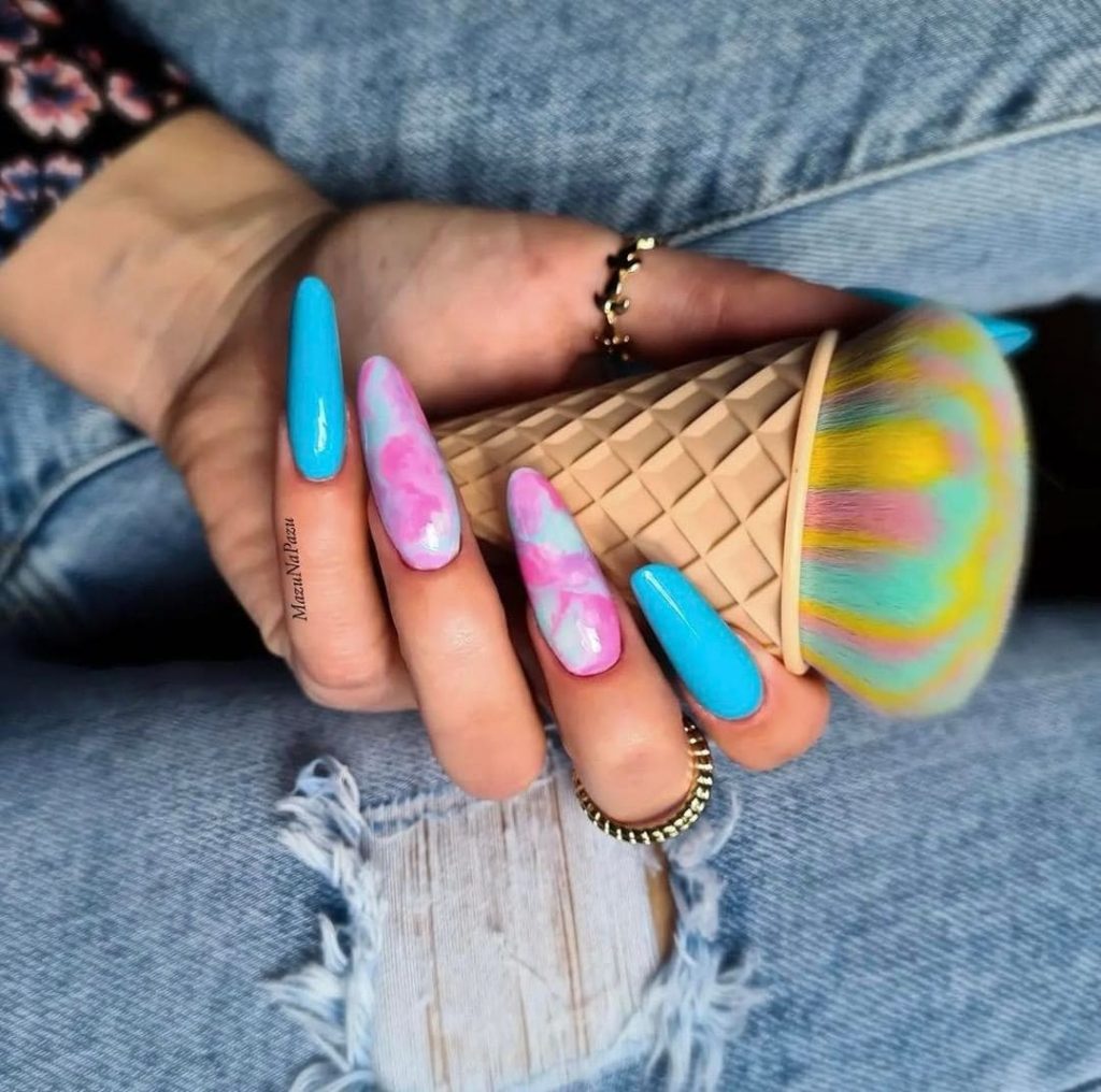 blue and purple cloud summer nails design
