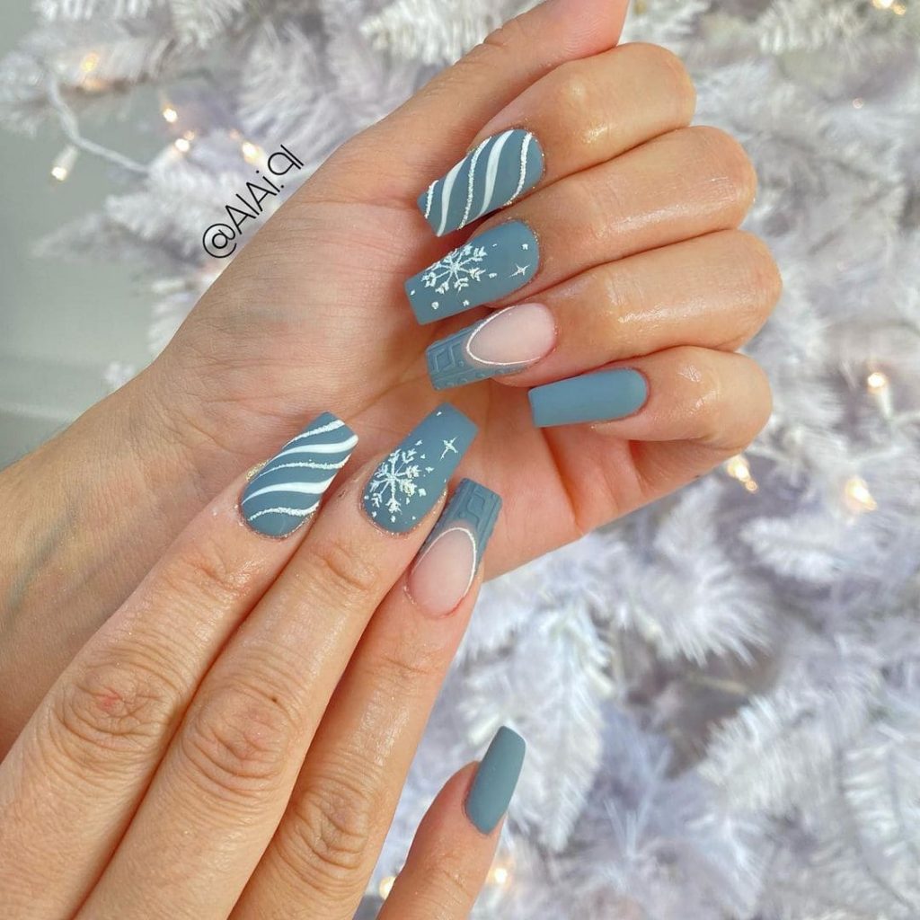 pastel blue swirl nails