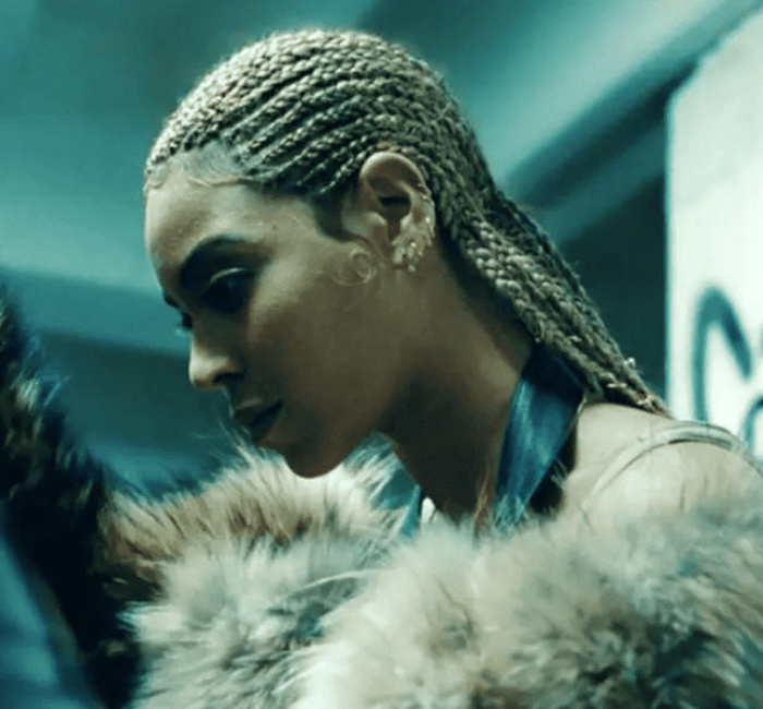 Beyoncé with lemonade braids